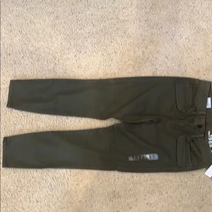 Women’s NWT Gap Pants size 4